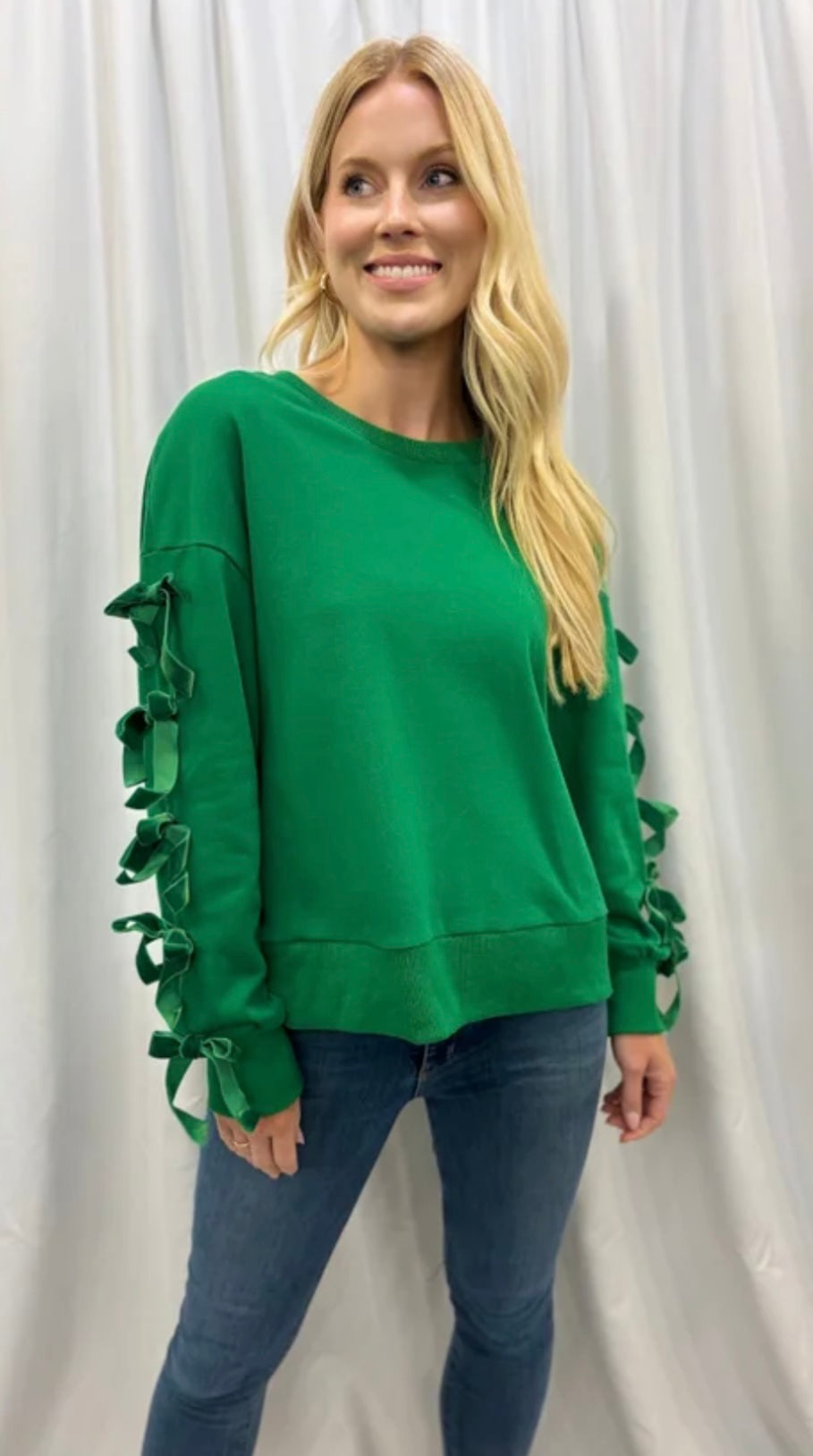 Green Velvet Bow Pullover
