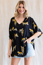 Load image into Gallery viewer, Animal print boxy top