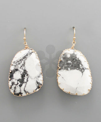 Oval natural stone earrings